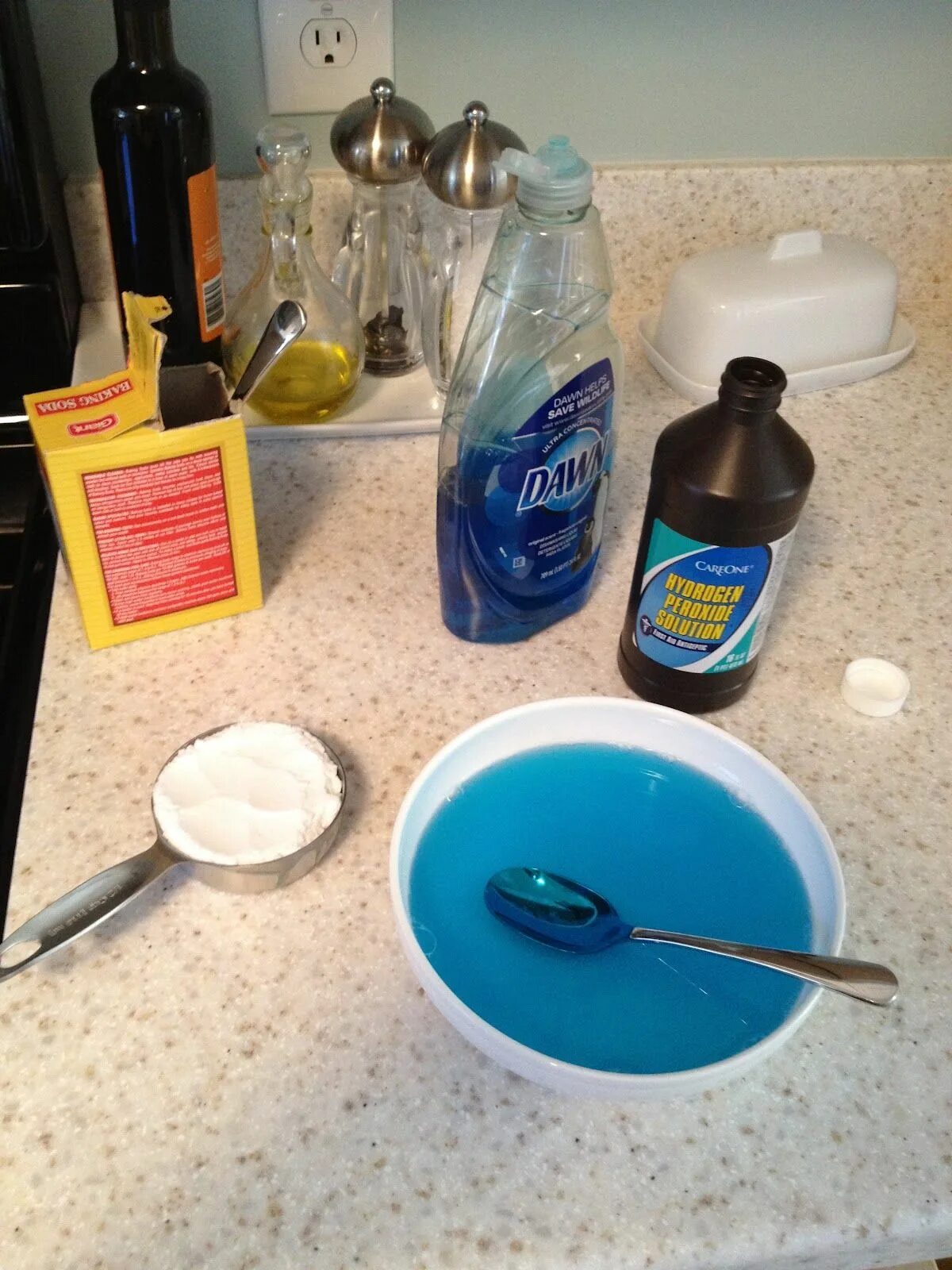 Перекись мытья. Сода для чистки посуды. Сода перекись и моющее средство. Перекись и сода для чистки пятен. Перекись водорода для мойки посуды.