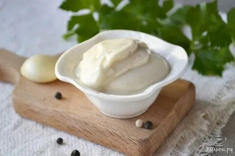 Постный майонез на зеленом горошке