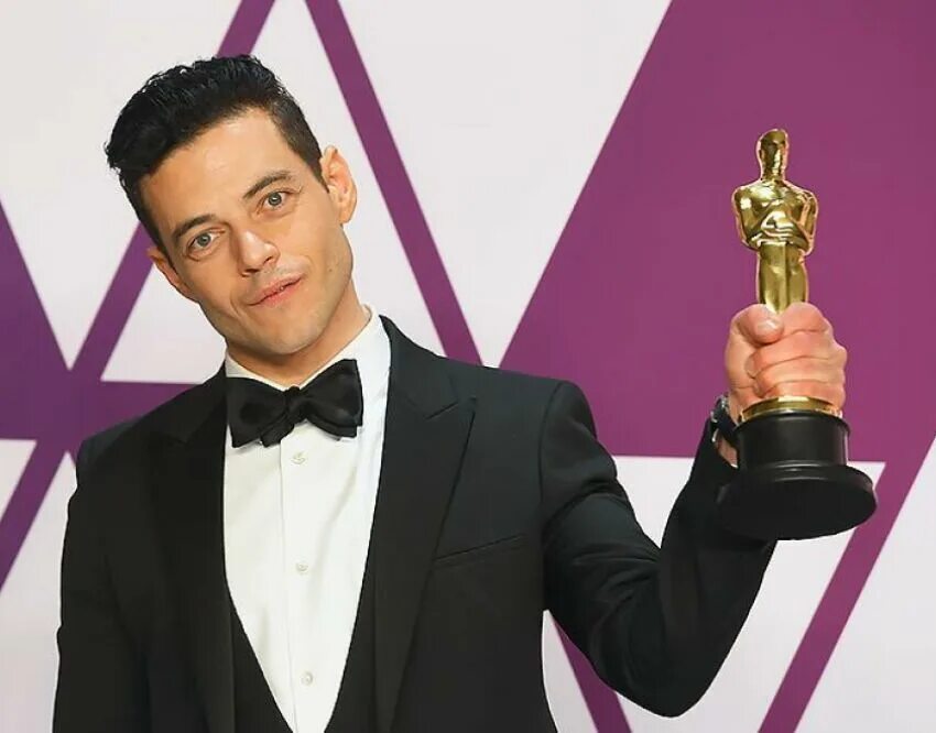 Рами малек оскар. Кинопремия оскар 2010. Рами малек oscars. Оскар феврас. Александр деспла оскар.