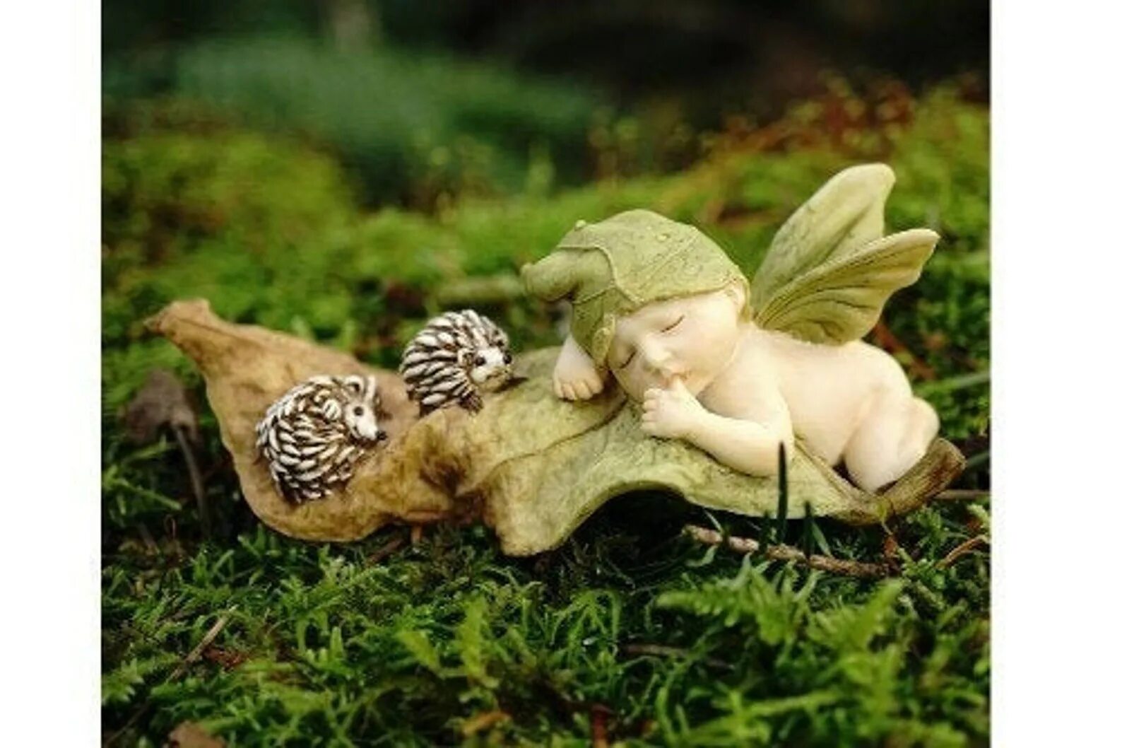 Is sleeping in the garden. Ежик и Фея. Mini Fairy Garden фигурки спящий малыш. Fairy Hedgehog.