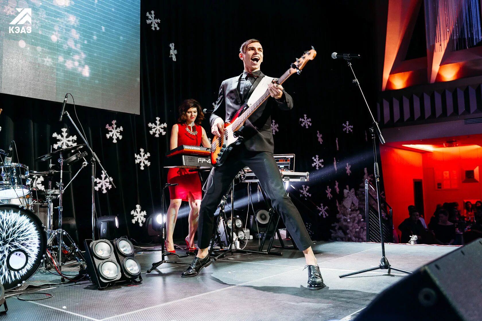 телевизионные музыкальные шоу. шоу без музыки. шоу без музыки. Gucci band кавер группа. студия союз (studia soyuz).