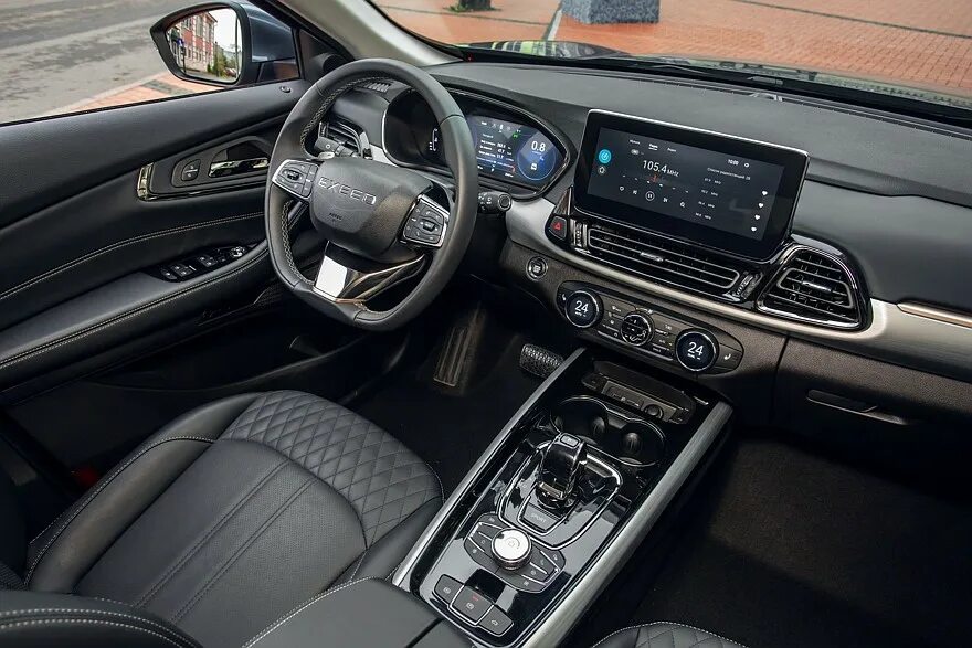 Купить б/у EXEED VX I 2.0 AMT (249 л.с.) 4WD бензин робот в Санкт-Петербурге: чё