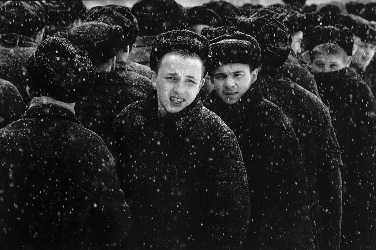 2 февраля 1992. Россия 1992. россия 1992 год. 1992 год картинки. природа люди девяностые.