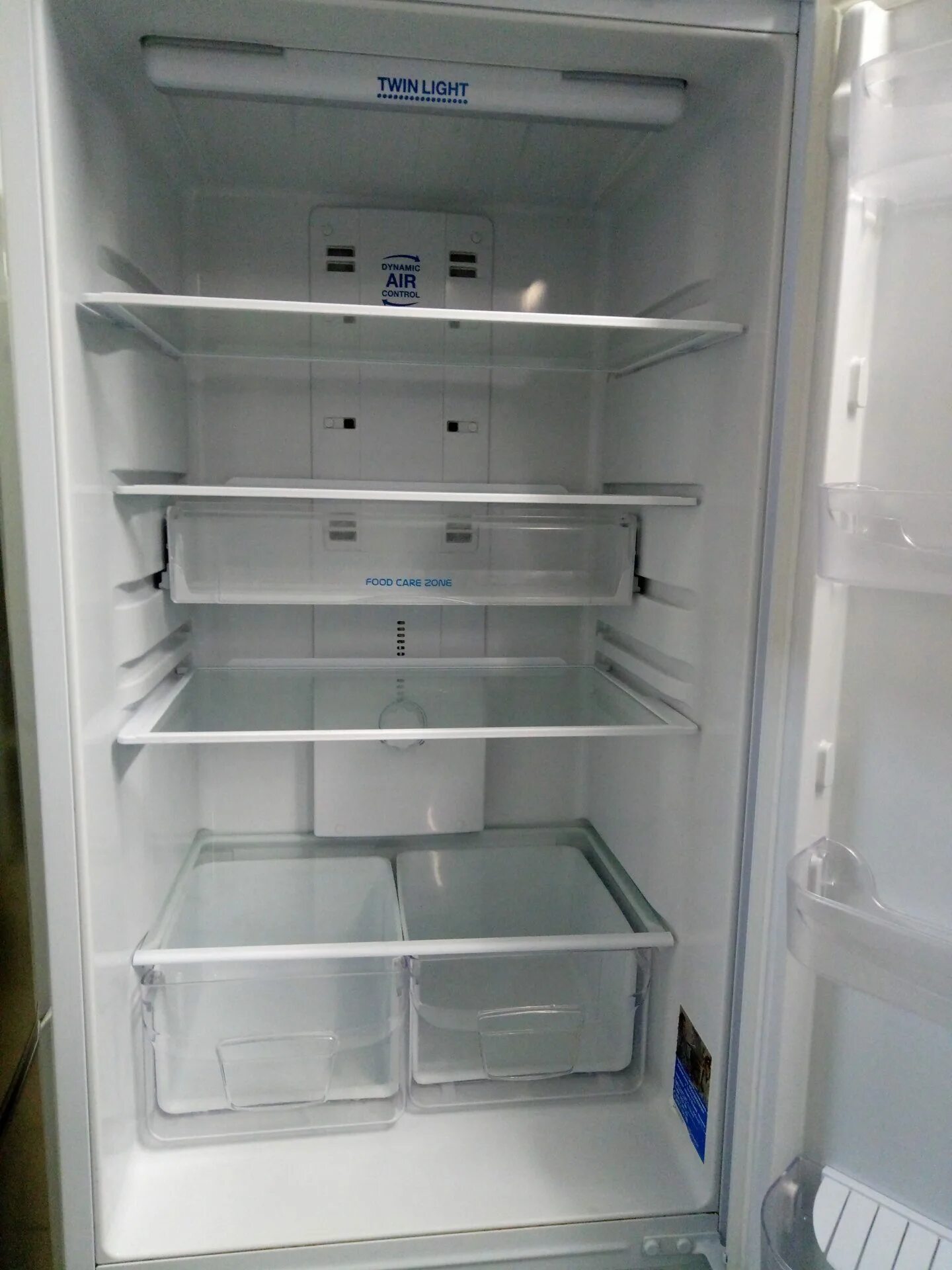 Индезит челябинск. Индезит IBF 181. Холодильник Индезит IBF 181. Холодильник Индезит 134 а.