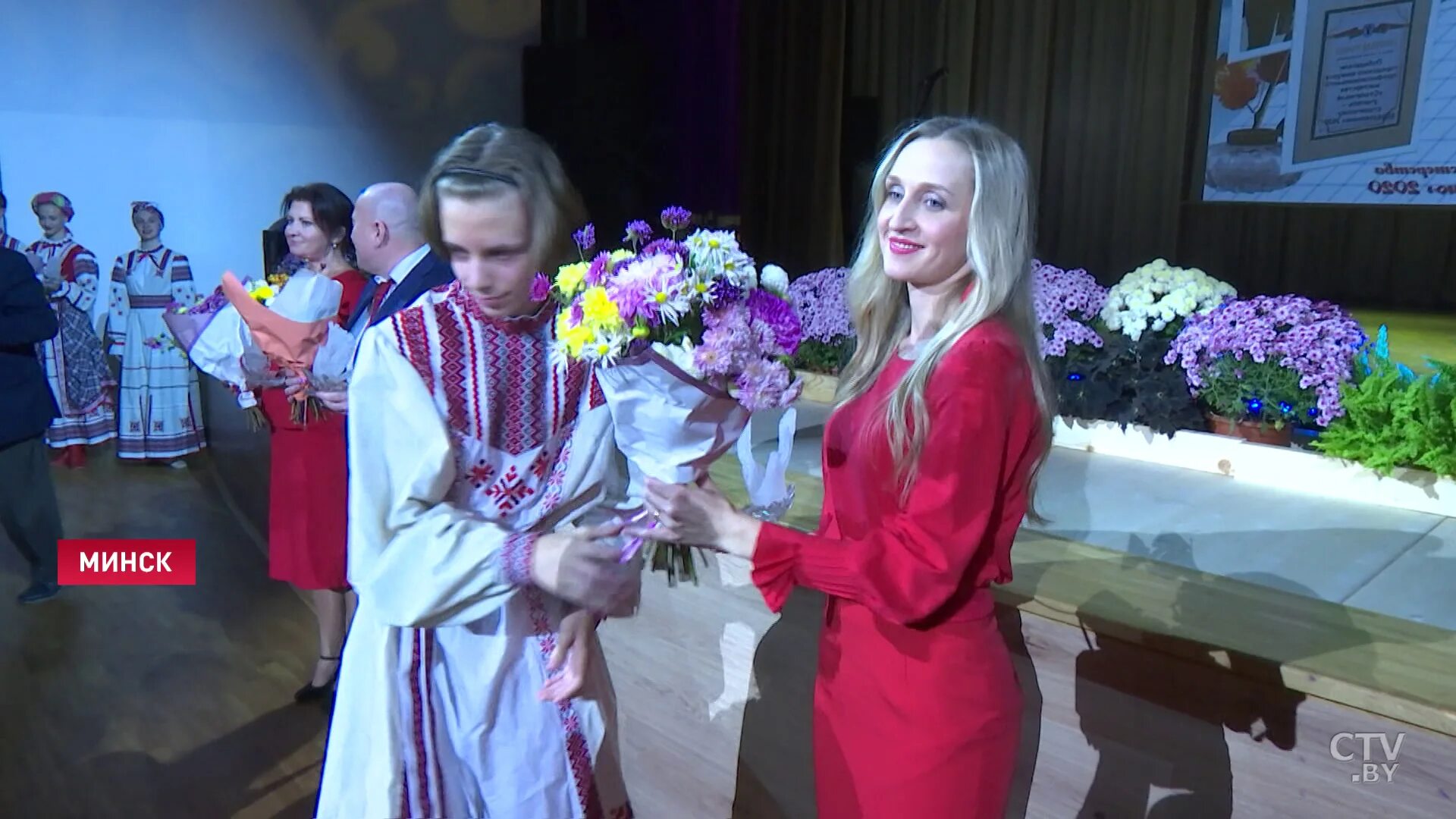 Учителя минска. Выбирай учителей. 127 школа минск учителя. Школа 210. Лучший учитель.