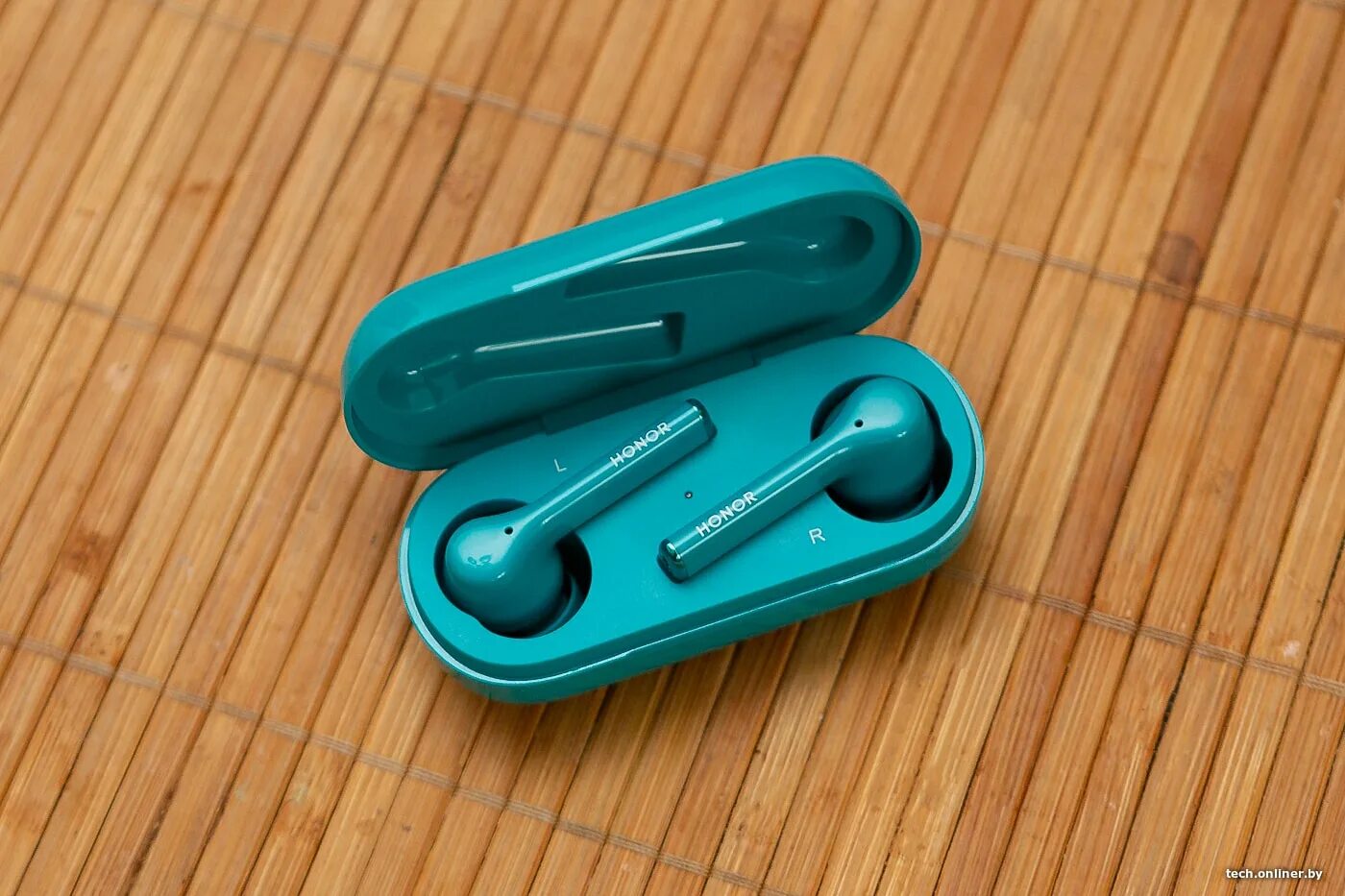 Наушники honor magic earbuds. Беспроводные наушники Honor Magic Earbuds, Robin Egg Blue. Беспроводные наушники Honor Magic Earbuds, бирюзовый. Honor Magic Buds. Honor Magic airbuds 2.