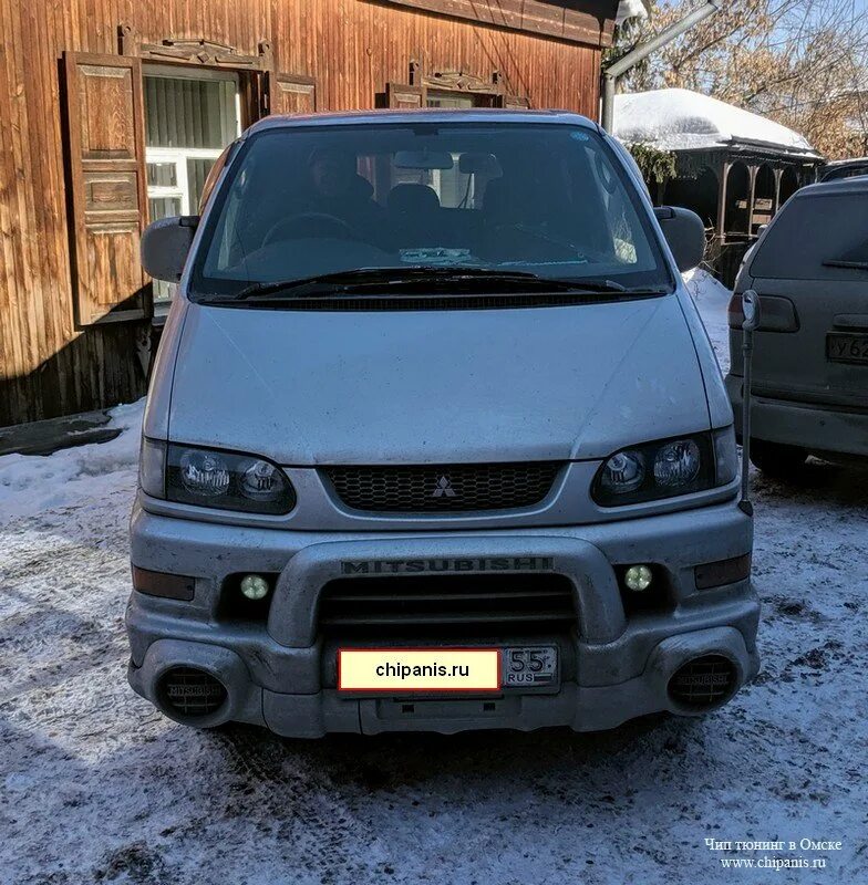 Delica 3. Мицубиси Делика 3. Mitsubishi Delica 3 литра. Mitsubishi Delica 3.0 EGR.