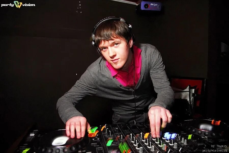 Kovyazin d. Стэн уильямс dj. Диджей мем. Дж эх з. Дж эх з.