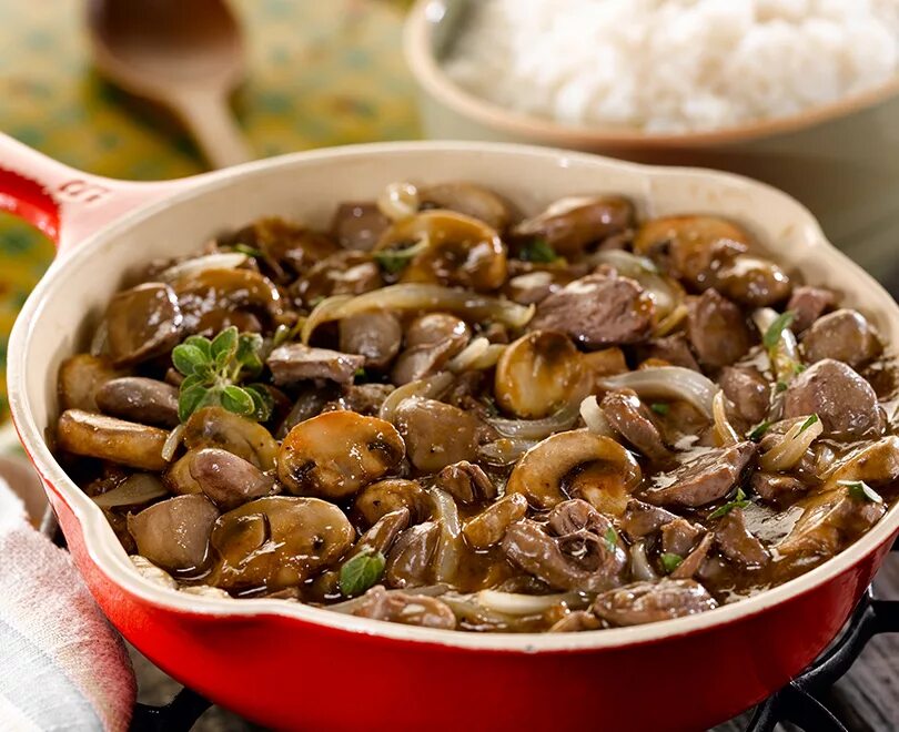 Куриные сердечки рецепт быстро и вкусно. Блюда с куриными сердечками. куриные сердечки. куриные сердечки с грибами. блюдо из куриныхтсердечек.