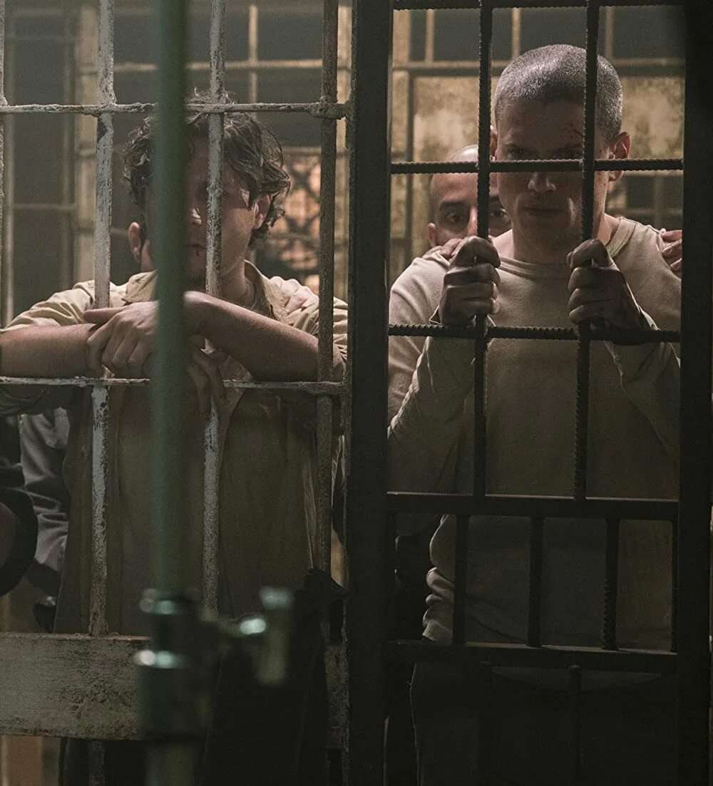Побег 3 дата выхода. Prison break 2005. побег 2005-2017. сериал побег тюрьма. побег из тюрьмы 6.