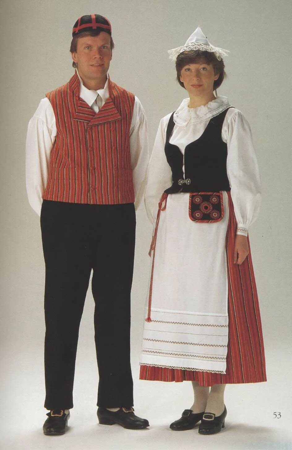 Финны-ингерманландцы костюм. Финский костюм. Национальный костюм суоми. Костюмы финов. Финский национальный костюм+национальный музей финляндии.