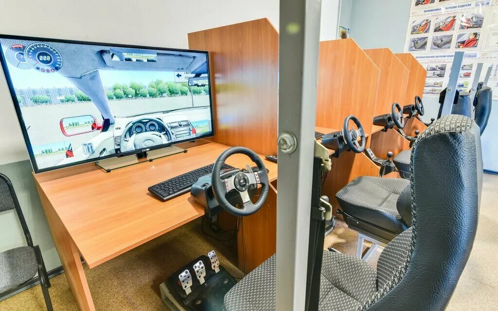 учебный центр перекресток омск. красный путь, 1а, омск. красный путь 24/1 омск. красный путь 24 1. учебный центр перекресток омск.