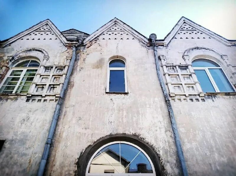 Турецкий дом калуга гоголя 1. Гоголя 1 калуга. Ул гоголя 1 калуга. Турецкий дом калуга гоголя 1. Гоголя 1 калуга.