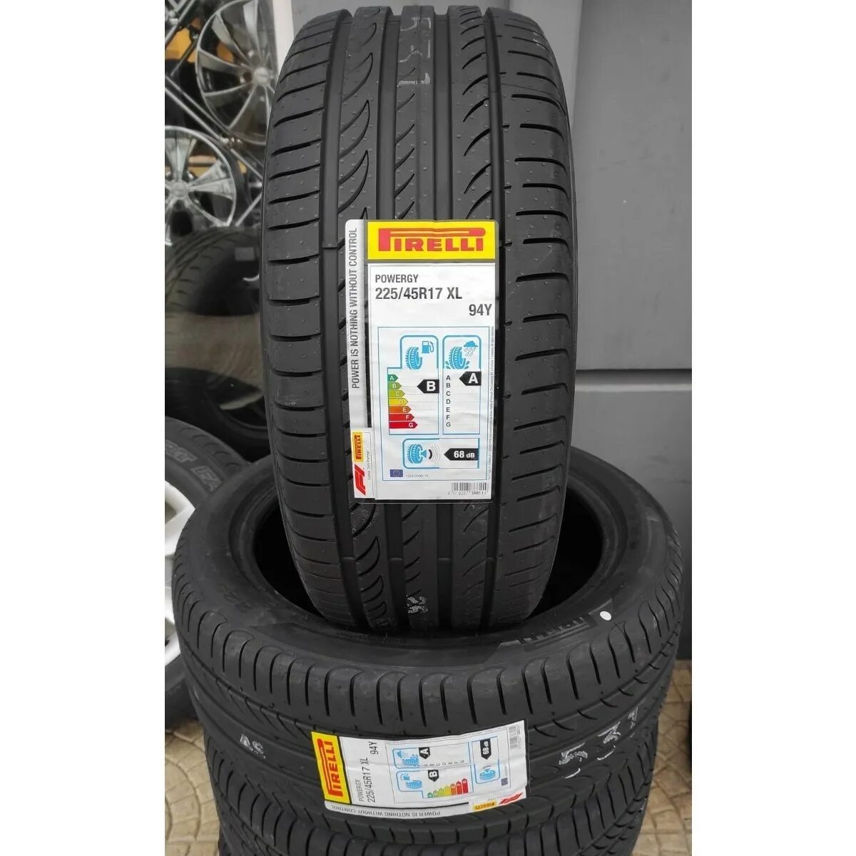 Pirelli powergy отзывы. Pirelli powergy 225/45 r17. pirelli powergy 235/45 r18. 225/55 r18 pirelli powergy 98v. pirelli powergy 225/50 r17.
