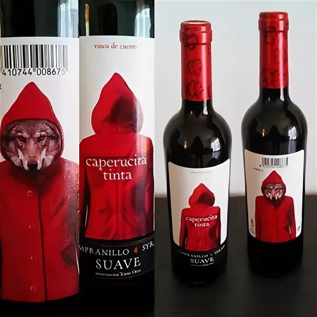 Вино красная шапочка Испания. Вино Knock Knock Red. Вино с волком на этикетке. Красное вино с волком на этикетке.
