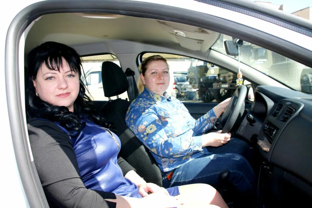 Инструктор по вождению минск. Борис кокин нижний новгород. Автоинструктор виктор. Инструктор по вождению. Миронов алексей михайлович рязань автоинструктор.