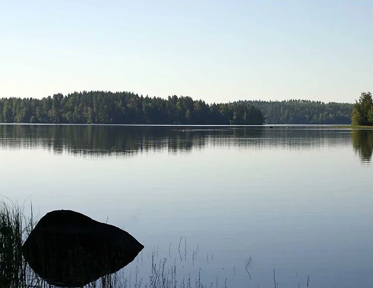 Озеро в финляндии 5. Озеро Инари Финляндия. Финское озеро Парголово. Оулуярви озеро. Финляндия озеро Паасселкя.