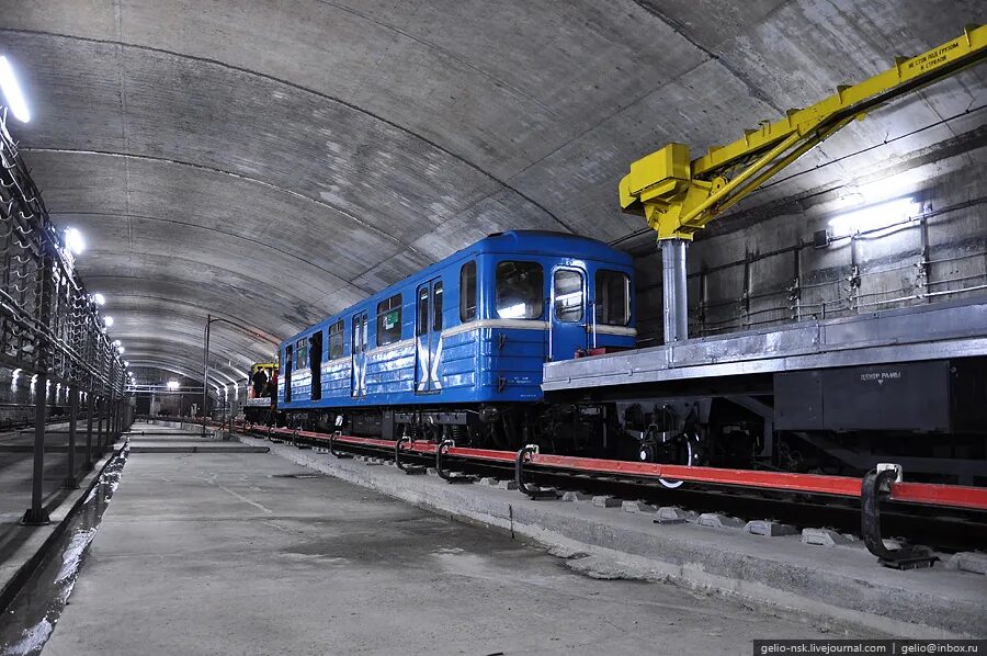 Москва, м. Эд4м 0437 александров. Ст метро кутузовская. Эт2м 035 юбилейный. Железнодорожное депо москва.