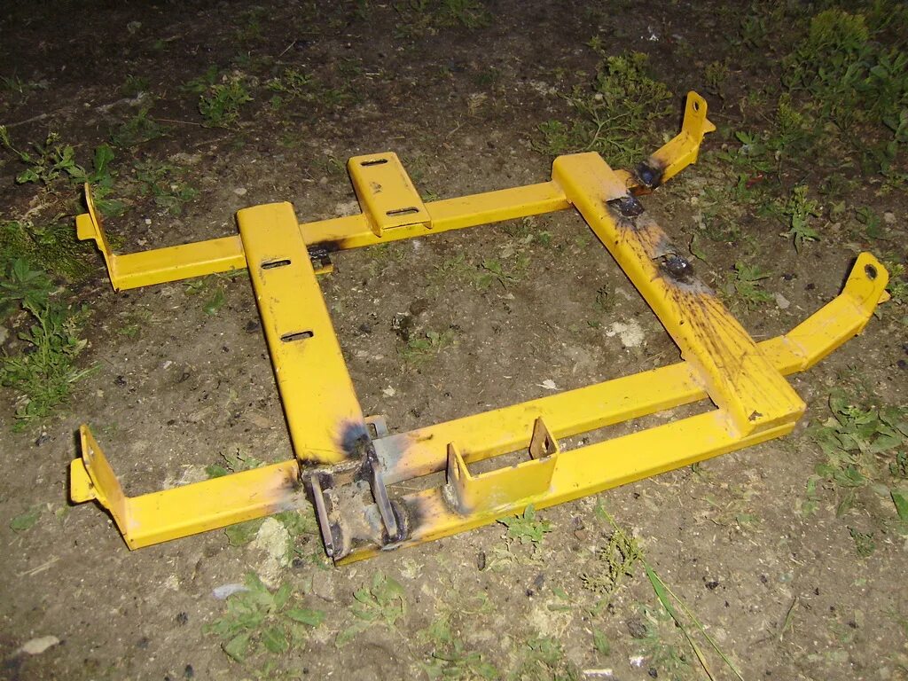 Подрамник 2121. Нива 2121 подрамник рпм. Подрамник 2121/21213. Подрамник раздатки ваз 2121 нива. Подрамник раздатки нива 2121 артикул.