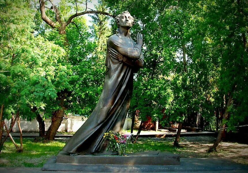 История памятника Пушкину на Пушкинской улице. "Однажды ... Впечатления Питера Ф