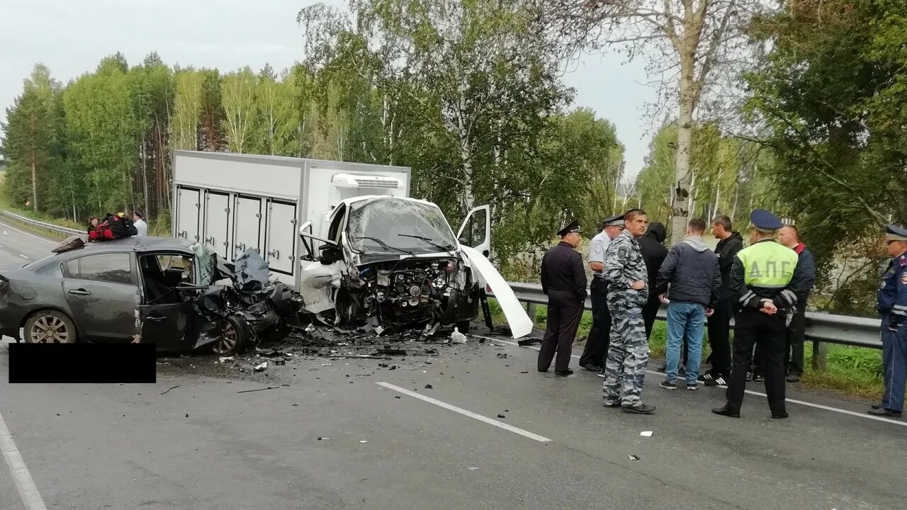 Авария в свердловской области. Умирающий ирбит. Умирающий ирбит. Дтп в туринском районе. Кладбище ирбита свердловской области.