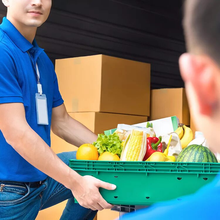 Доставка свежести. Поставщик продуктов. Доставка продуктов. Перевозка продуктов. Курьер с продуктами.