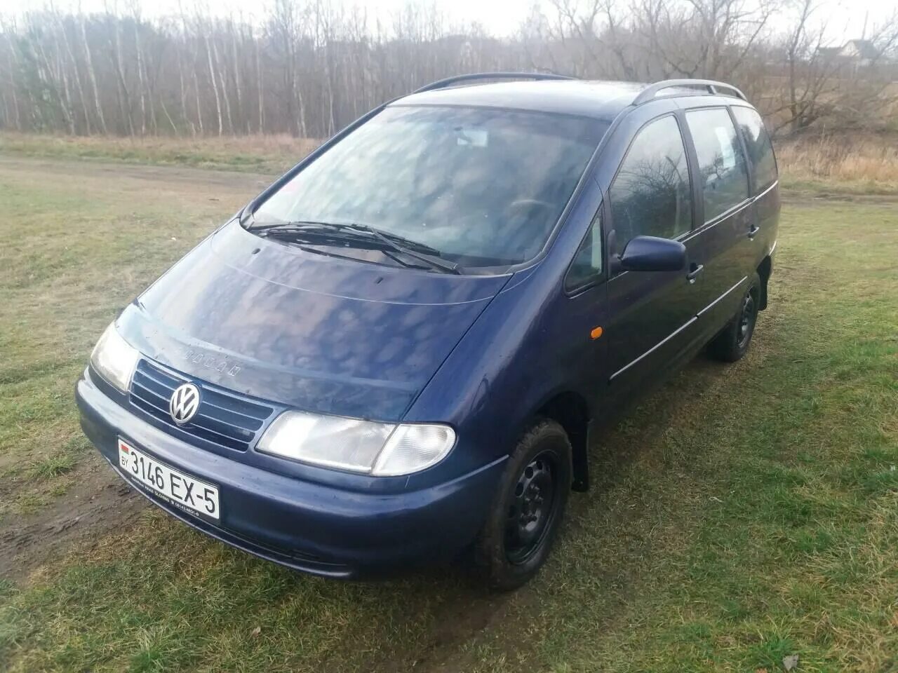 Шаран 2000г. Volkswagen Sharan минивэн dizel турбо 2001 1.9. Фольксваген Шаран коричневого цвета с пробегом в Белоруссии. Volkswagen Sharan сколько стоит в Молдавии.