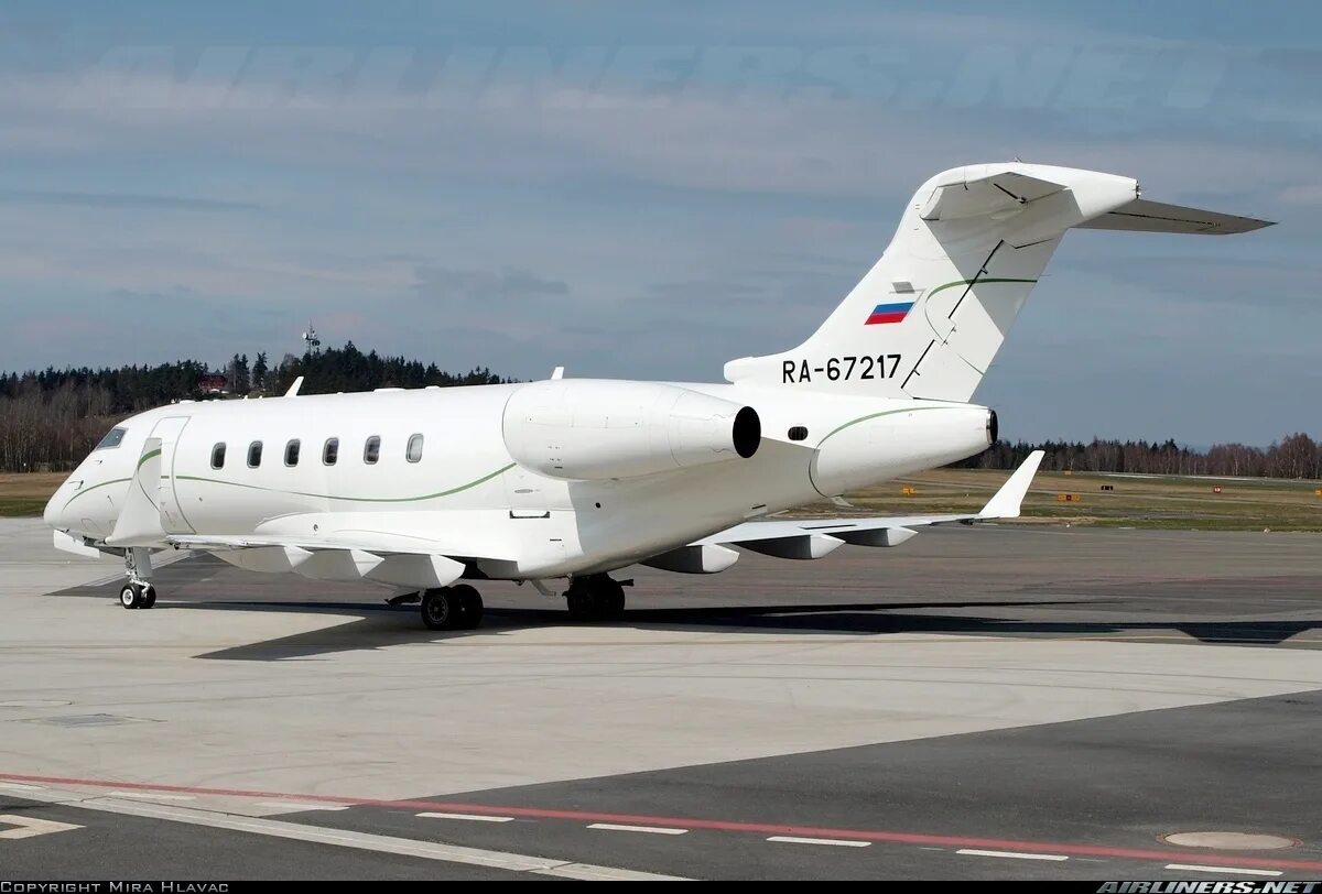 Тулпар эйр. Ra-67225. Тулпар Эйр Bombardier. Bombardier Global 5000. Bombardier ra 235.