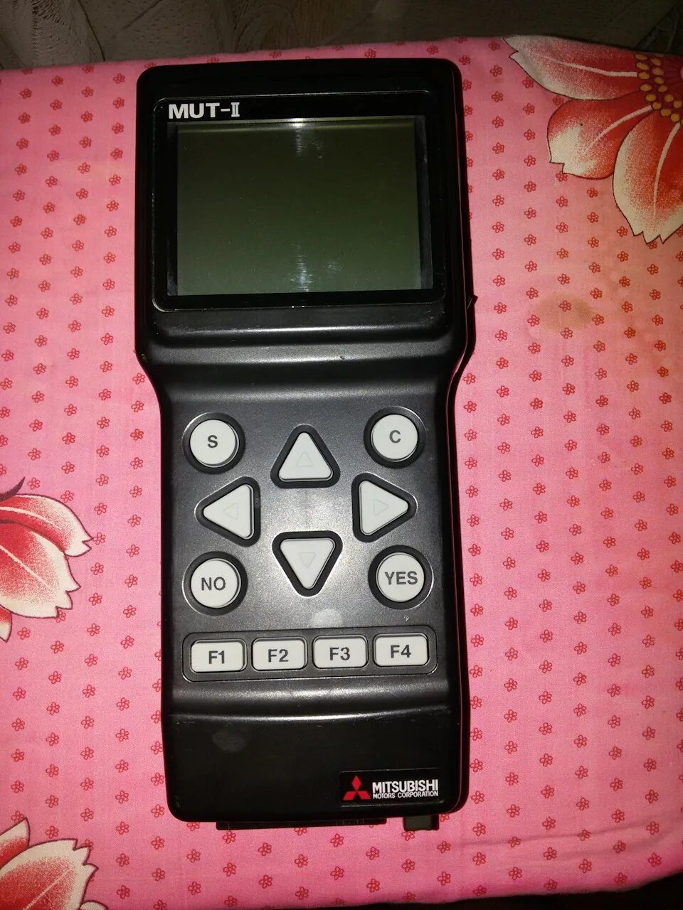 Mut 002. Mut mitsubishi.