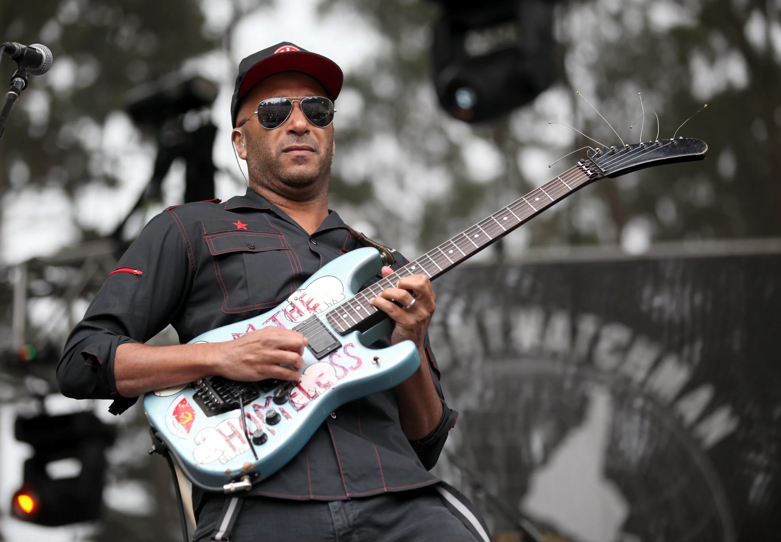 Том морелло 2022. Tom morello. Tom morello песни. Том морелло фото. Том морелло в молодости.