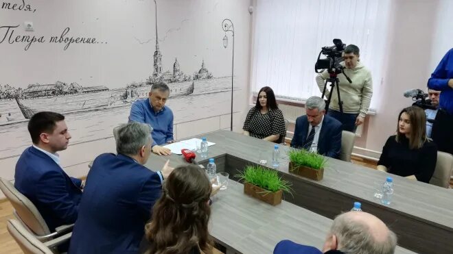 Медицинский центр здоровье в волосово. Комитет по образованию кириши здание. Новости 47 регион подпорожье ленинградская область. Школа 134 учителя. Комитет образования волосово.