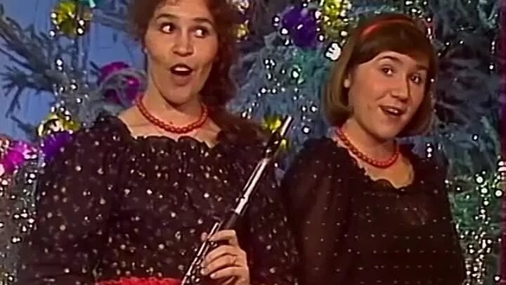 голубой огонек 1984. людмила гурченко голубой огонек 1977. новогодний огонек 1984-1985. новогодний голубой огонёк 1983. новогодний огонек 1983 года.