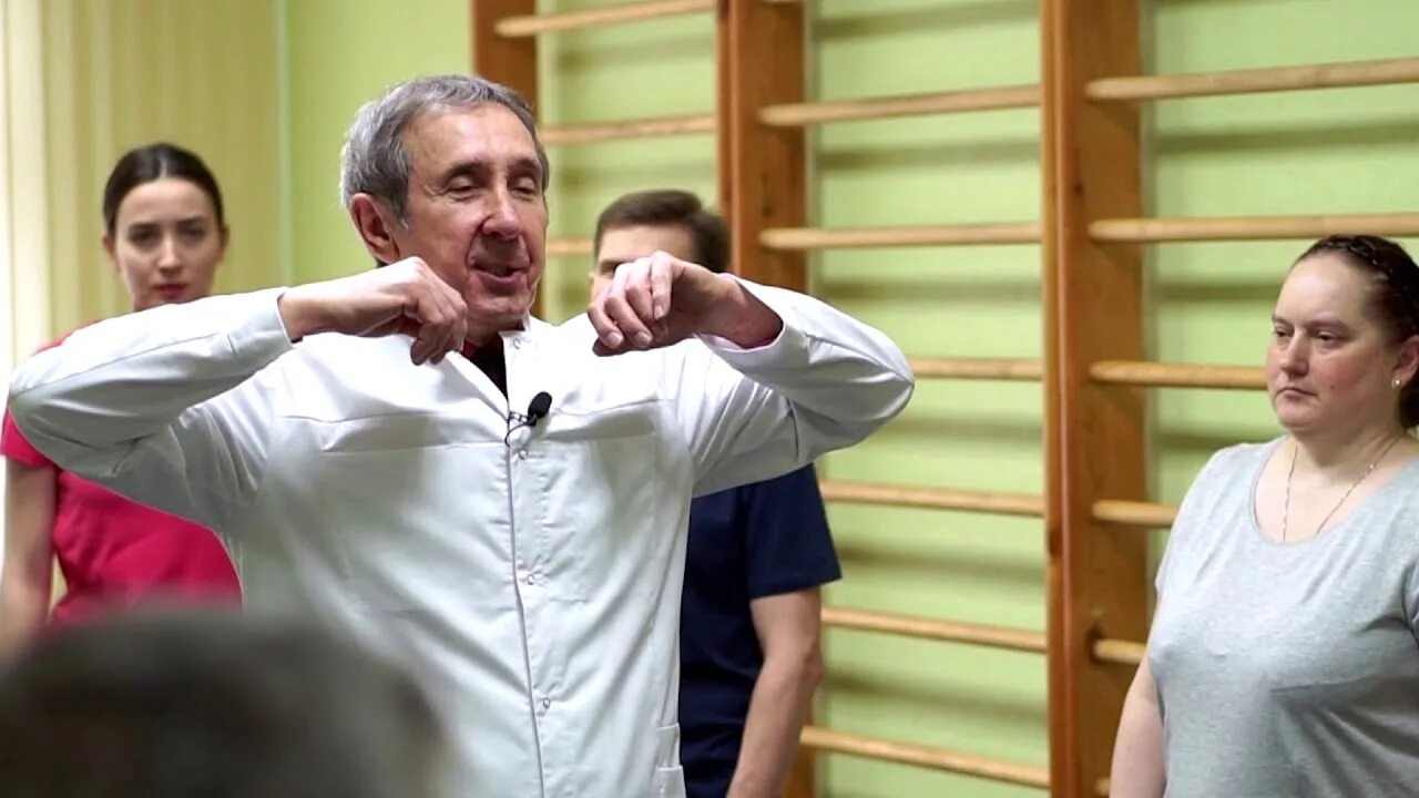 Упражнения по стрельниковой видео. М щетинин дыхательная гимнастика стрельниковой.