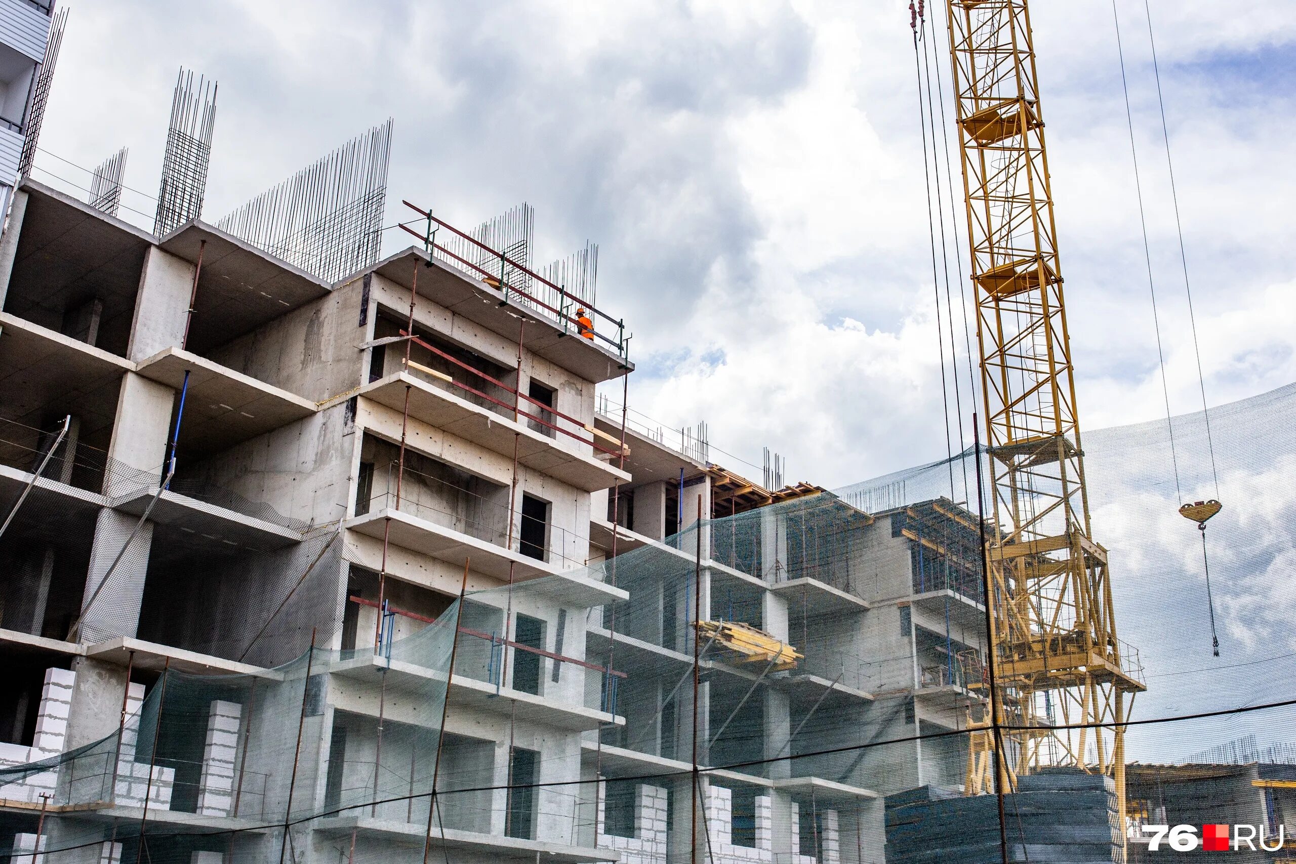 Хочу строиться. Земельный участок с домом. Я на даче. Территория мгу на воробьевых горах. Стихотворение про дом.