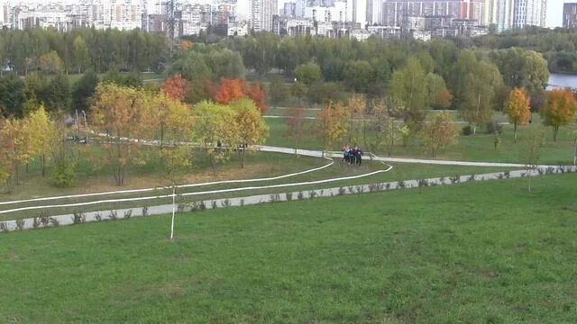 Цпкио горького москва. Парк. Парк митино водонапорная башня. Сквер вешняки. Центральный парк горького казань.