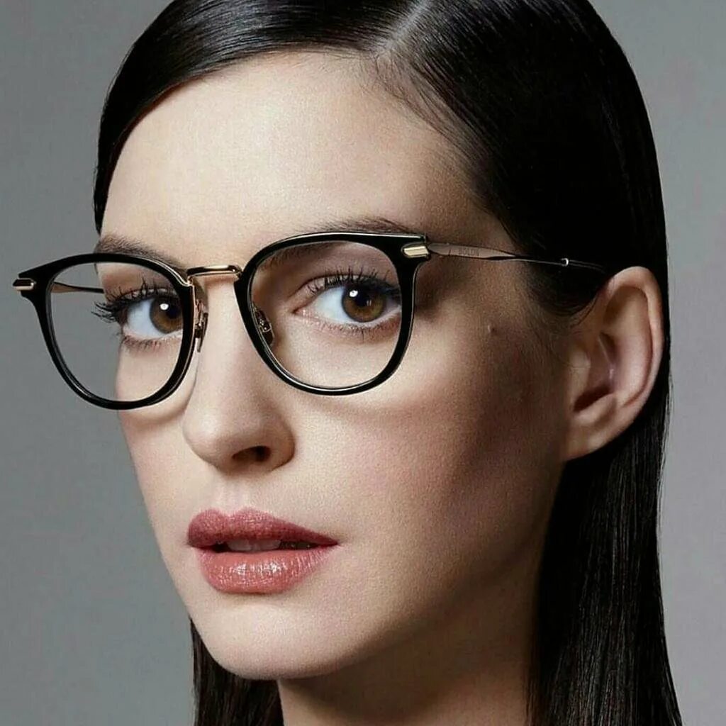 Черные очки для зрения. Энн хэтэуэй в очках. anne hathaway bolon. энн хэтэуэй очки для зрения. энн хэтэуэй в очках для зрения.