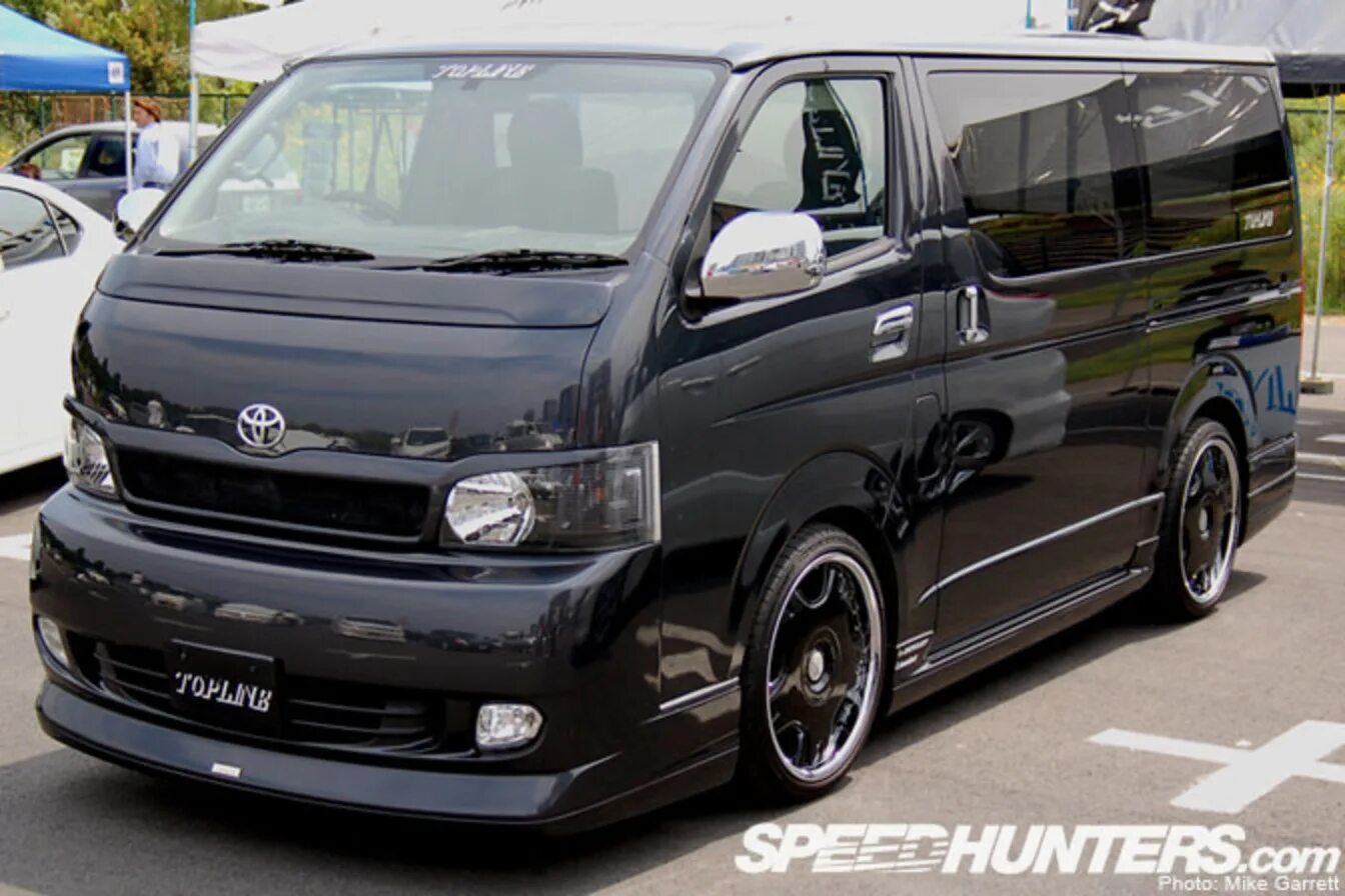 Микроавтобус из японии. Микроавтобус toyota hiace. тойота хайс h300. toyota hiace van h100. toyota hiace tuning.