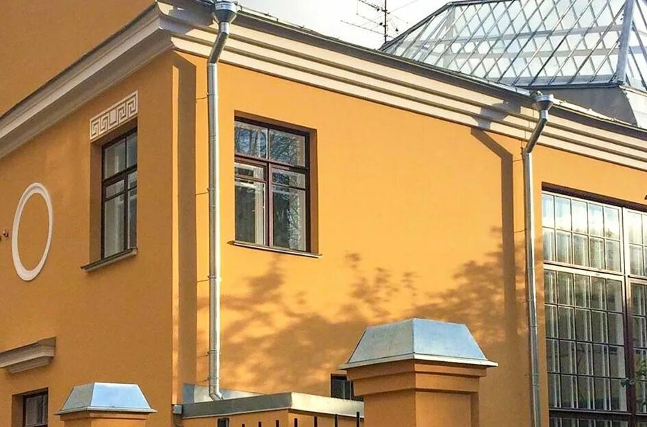 Домик скульптора. Музей александра бурганова. Дом бурганова лабиринты. Дом скульптора москва. Дом музей скульптора бурганова.