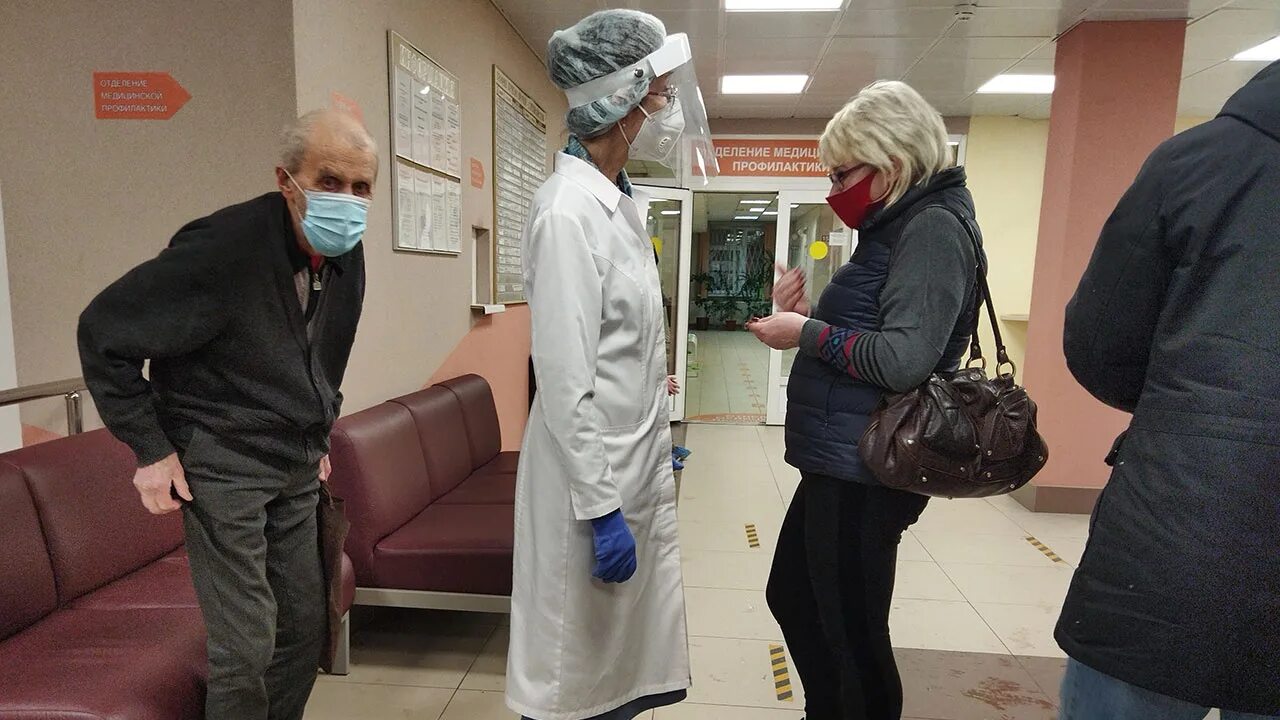 Медик. Выставка здравоохранения 2022 москва. Коронавирус в кузбассе. Заразились в поликлинике. Амбулаторный врач лекарства.