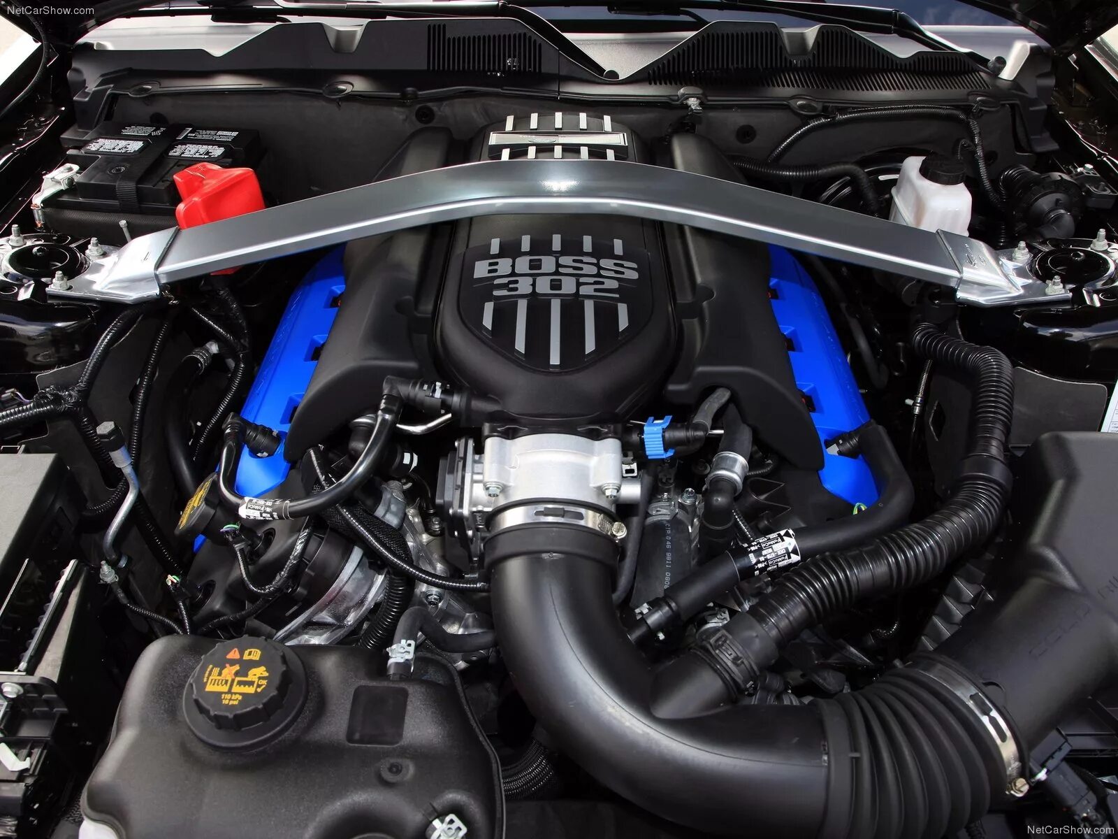 Двигатель мустанга v8. Ford mustang gt 2021 engine. Форд мустанг gt 500 двигатель. 0 мотор. Ford mustang gt 302 двигатель.