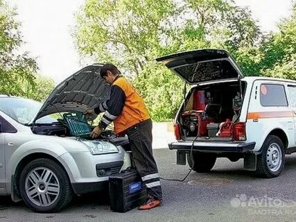 Помогать машины на дороге