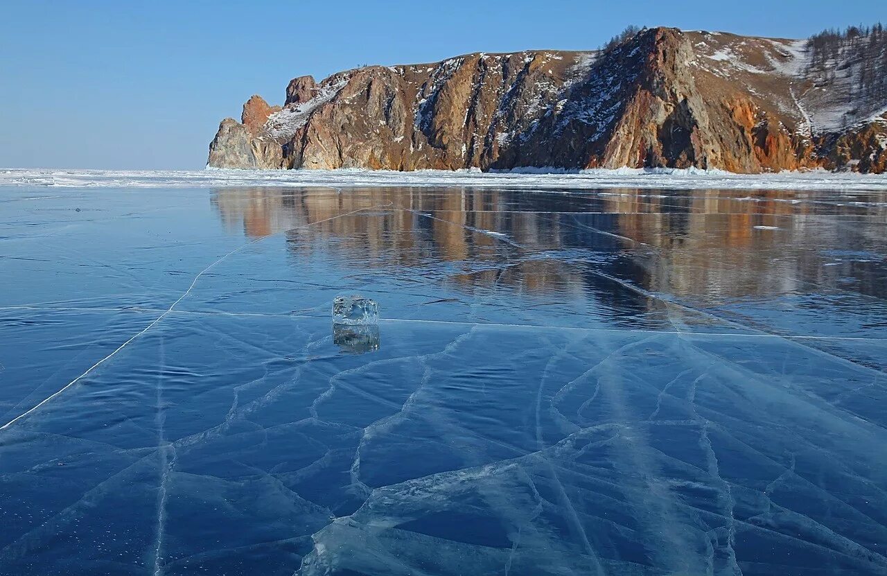 Privet baikal. Privet baikal. Привет с байкала. Байкал сердце сибири. Приспособления нерпы к водной среде обитания.