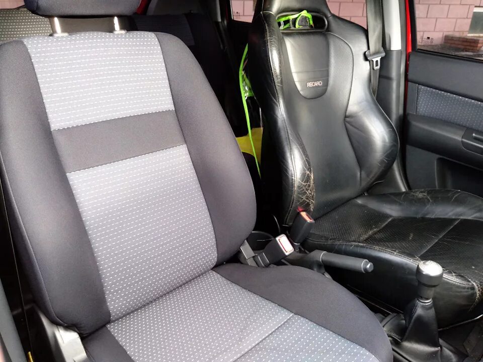 Сиденья гетц. Полуковш в hyundai getz. сиденье гетц на ваз. накидки на сиденье хендай гетц.
