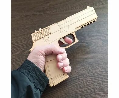 Стреляющие деревянные пистолеты
