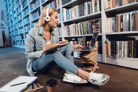 Jane reads books