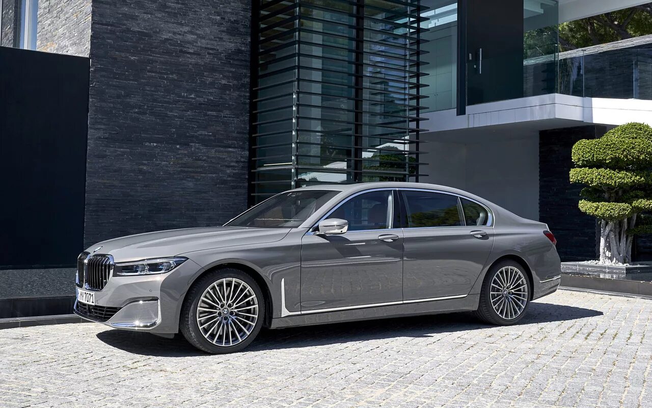 BMW 750li g12. BMW 750li XDRIVE. BMW 750li 2021. БМВ 750 li 2019. Series 7 series 8