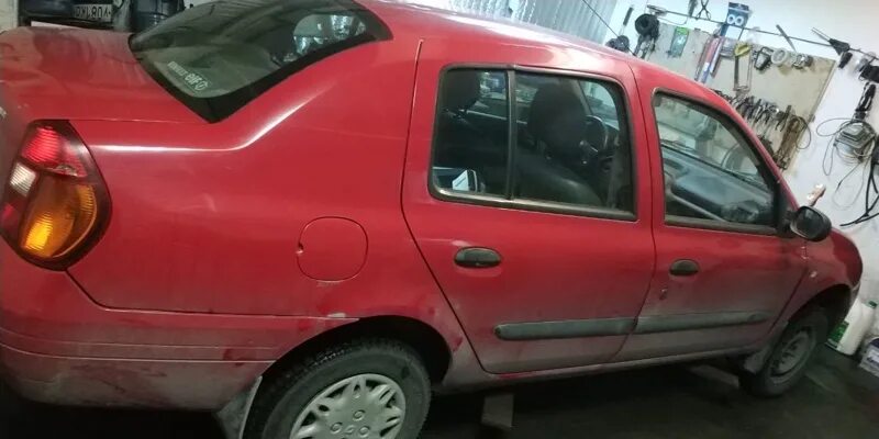 Рено симбол дверь. Clio k7j. рено симбол 2003 года профиль красный.