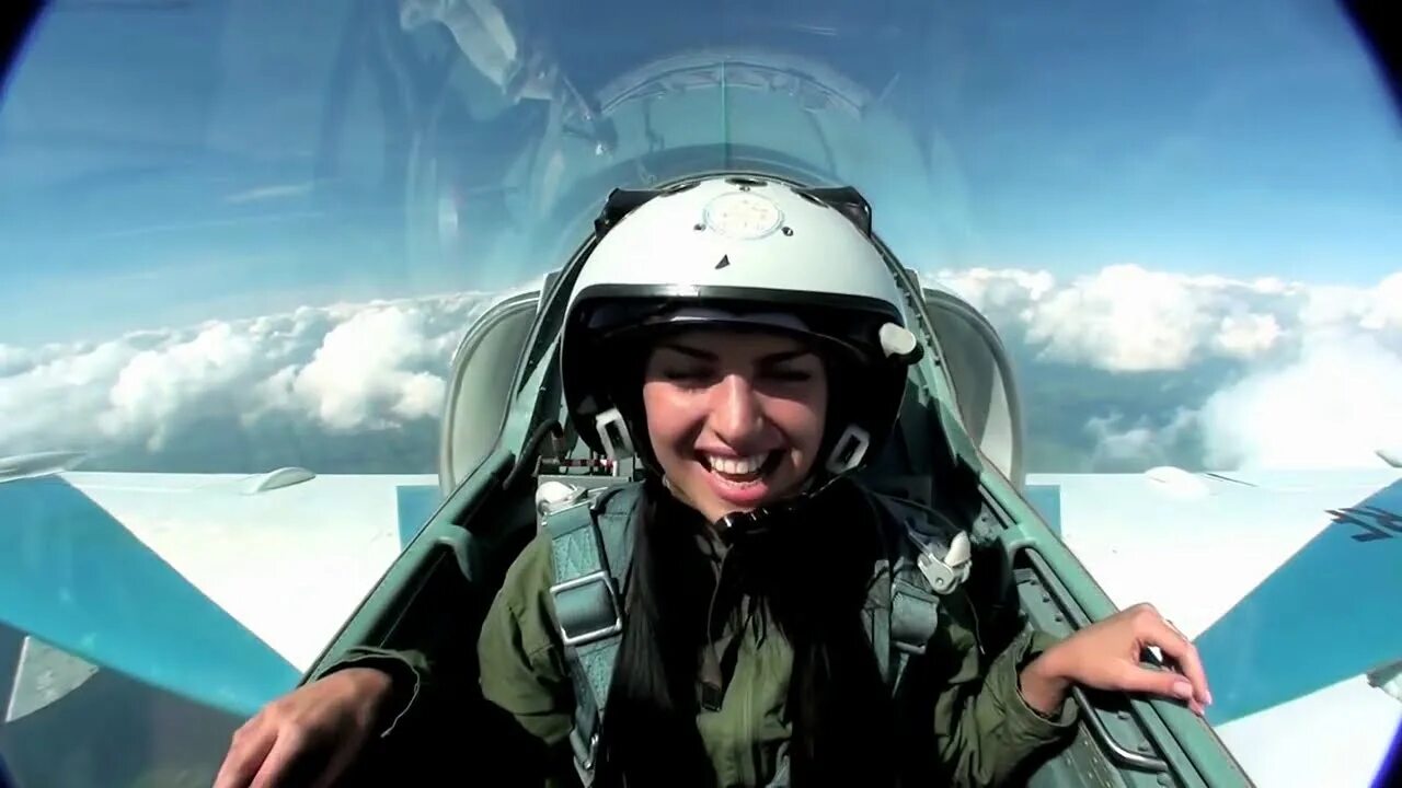 Я лётчик николай анисимов. Лахтин пилот. Современные песни летчиков. Песни про авиацию и летчиков. Первымделомсамолётытекст.