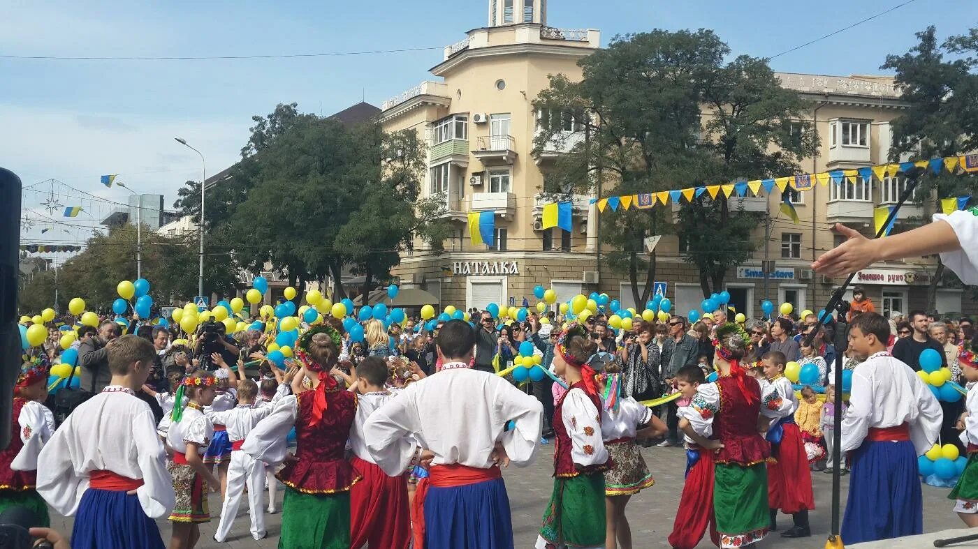 Население города мариуполь. Население города Мариуполь Украина. Насилений Мариуполя. Население Мариуполя сейчас.