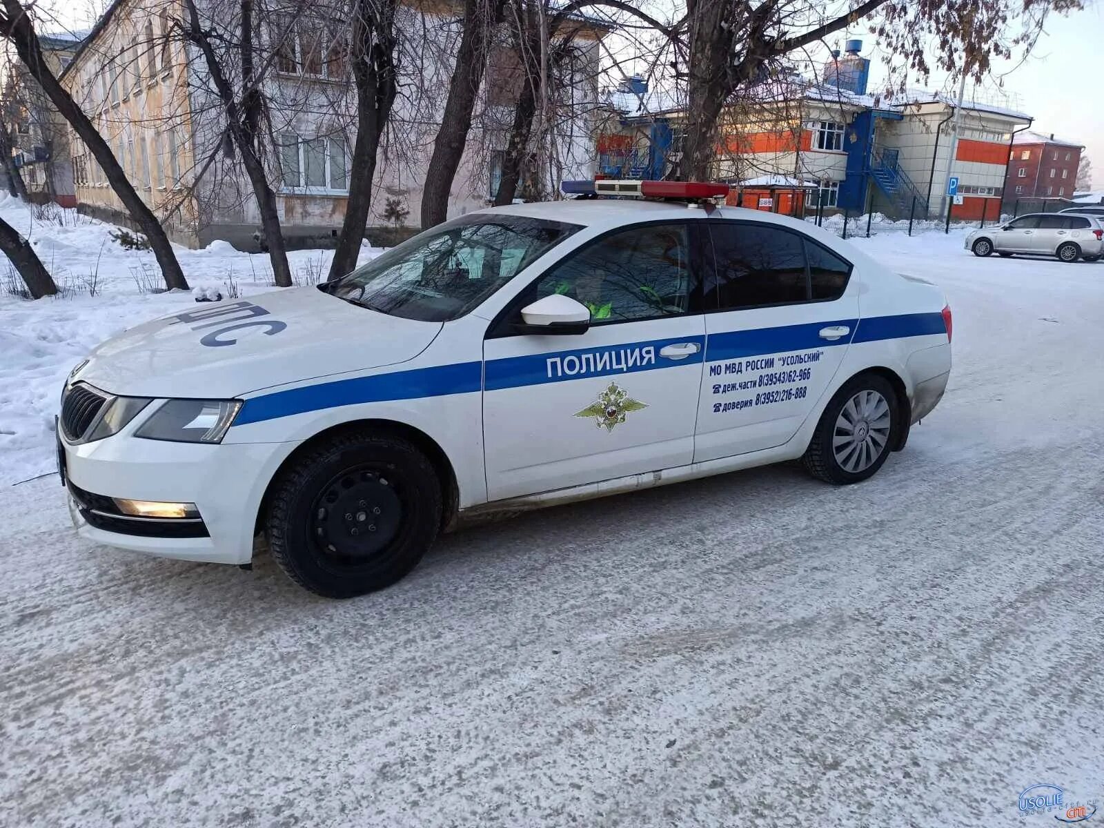 Полицейский камаро полицейский шевроле. Полицейская машина. Dubai police cars. Полицейский моя машина. Машины полицейские гоночные.